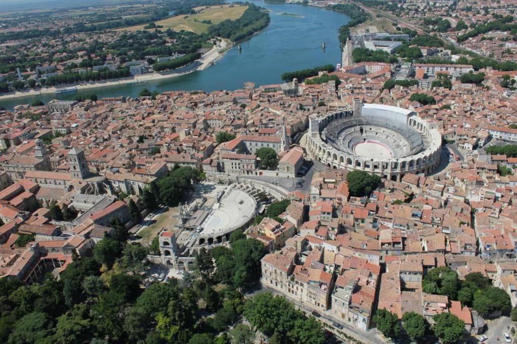 Studio Cosy Abondance Au Coeur Du Centre Historique -Wifi-Coin Chambre Arles Exterior foto